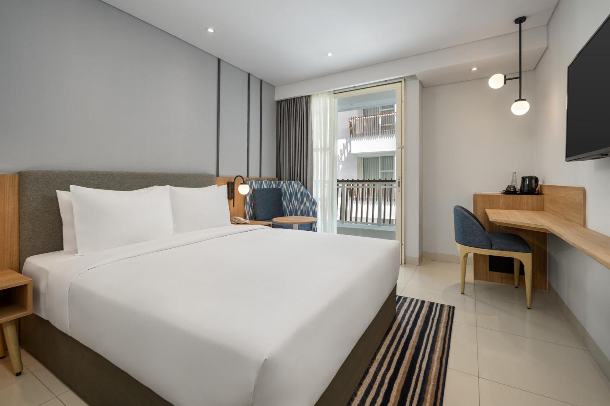 Holiday Inn Express Bali Sunset Road By Ihg Kuta Lombok Buitenkant foto