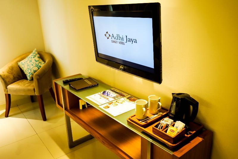 Holiday Inn Express Bali Sunset Road By Ihg Kuta Lombok Buitenkant foto