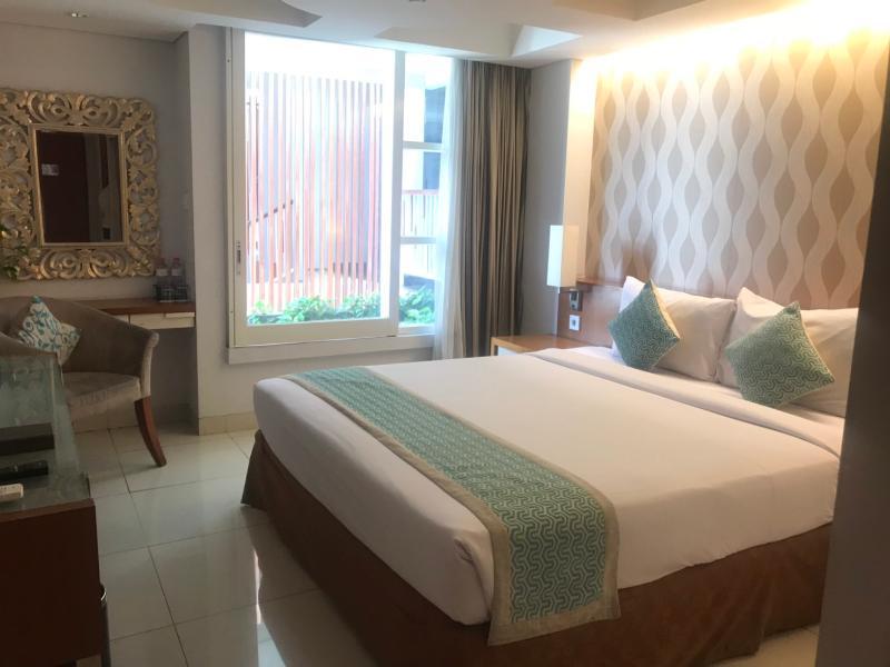 Holiday Inn Express Bali Sunset Road By Ihg Kuta Lombok Buitenkant foto