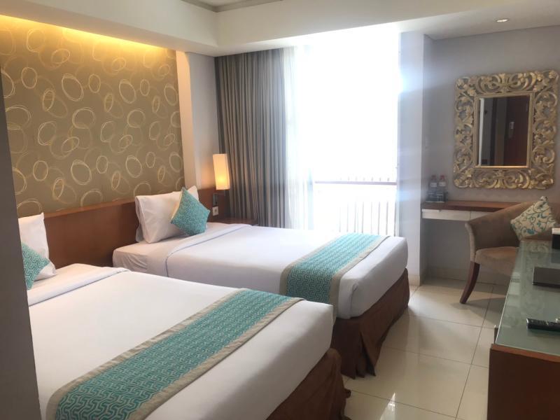 Holiday Inn Express Bali Sunset Road By Ihg Kuta Lombok Buitenkant foto